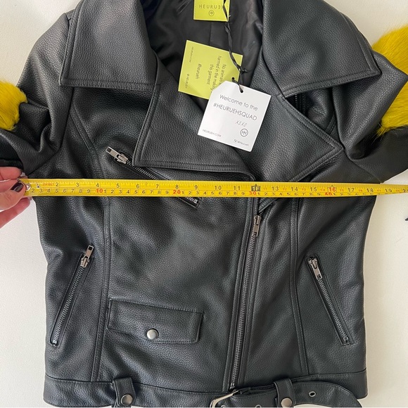 NWT HEURUEH Faux Leather/Faux Fur
Moto jacket - Picture 3 of 10